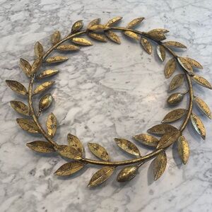 Gorgeous gold metal leaf wreath